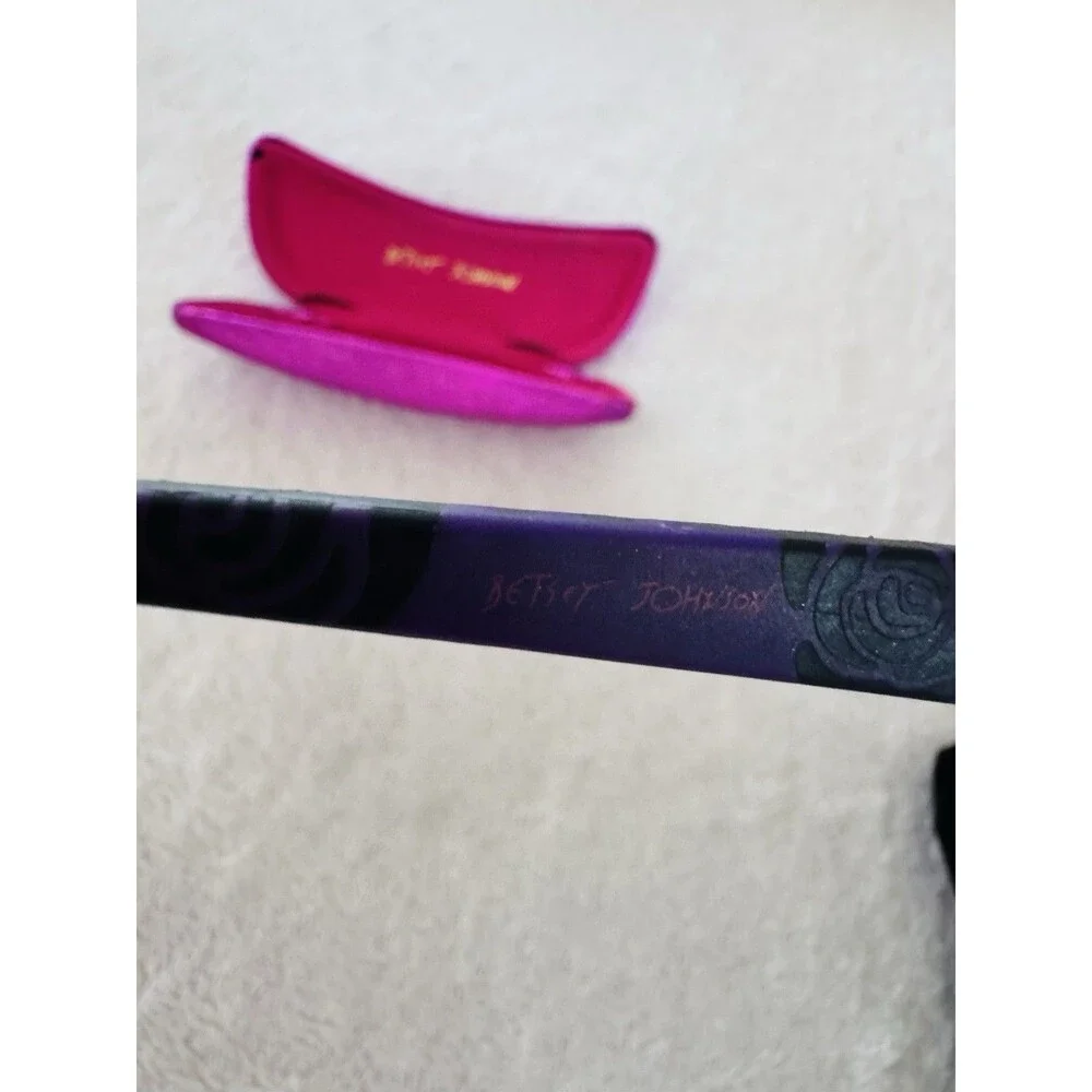 Betsey Johnson eyeglass 17
